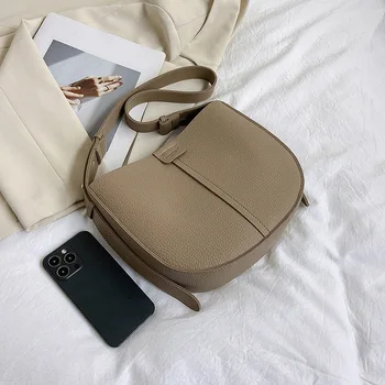 Популярная сумка Весна/Лето 2023, Новая модная сумка через плечо с минималистичным дизайном, полукруглая сумка-мешок